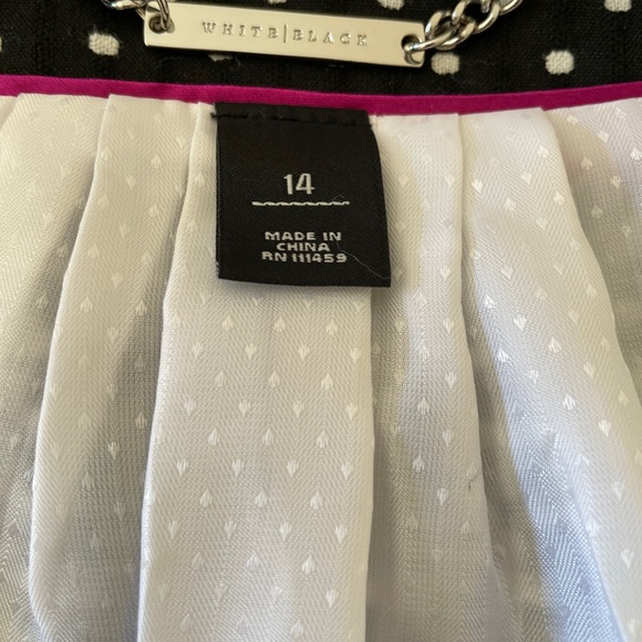 White and Black women’s blazer size 14 - Picture 3 of 9